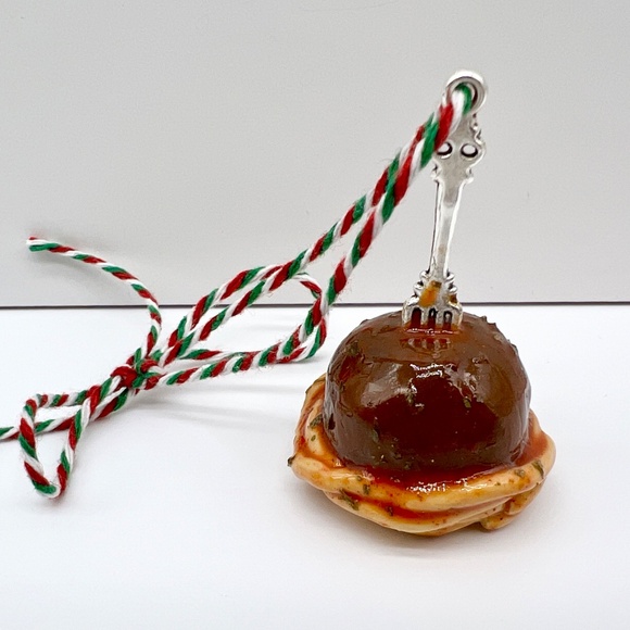 Spaghetti & Meatball Christmas Ornament – Handmade Clay Italian Food Ornament - Picture 14 of 16